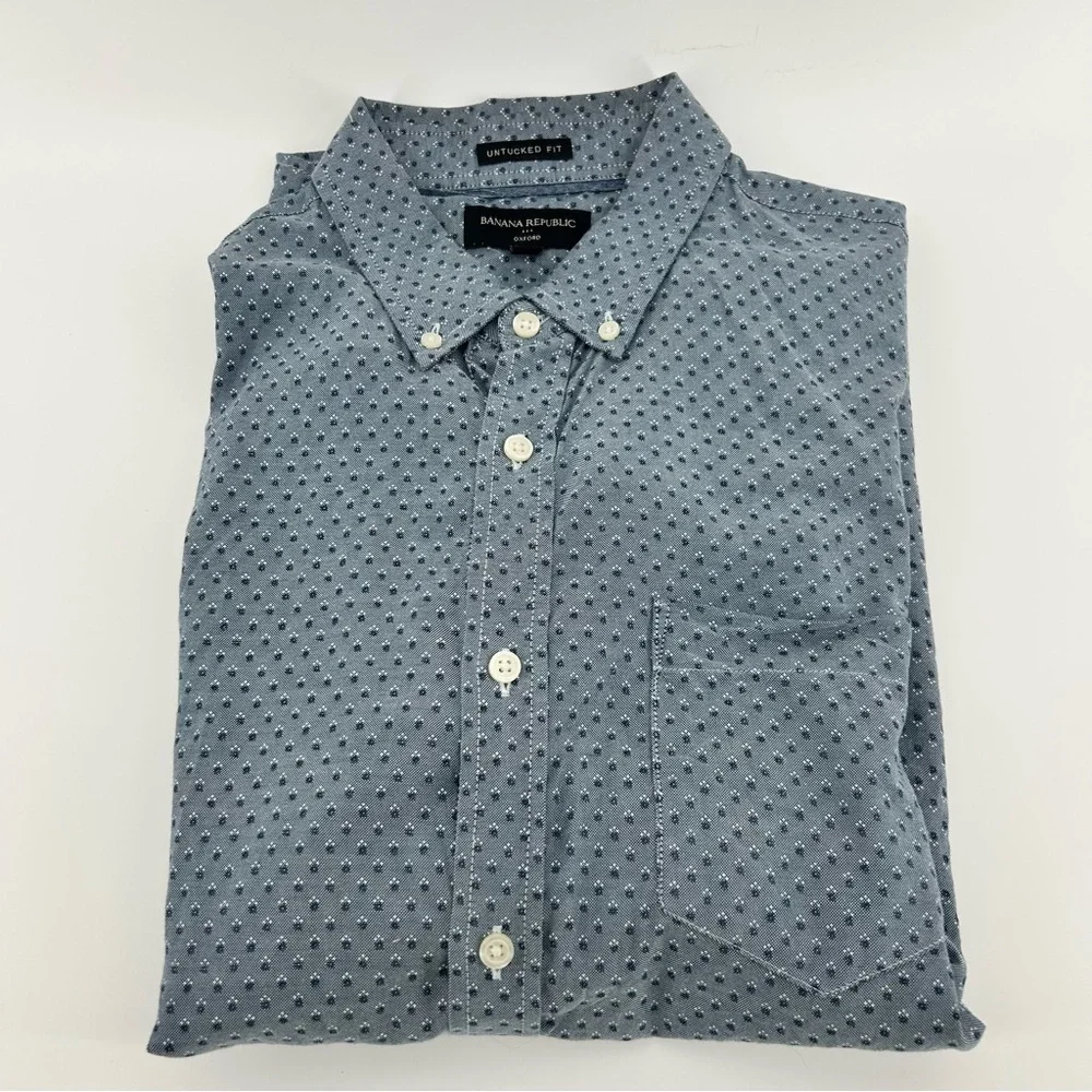 BANANA REPUBLIC Oxford Button Down L/S Shirt Men's Large Blue Untucked‎ Fit